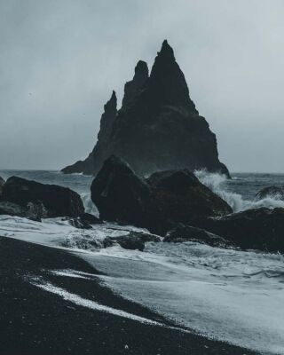 Chasingescape - Iceland coast
