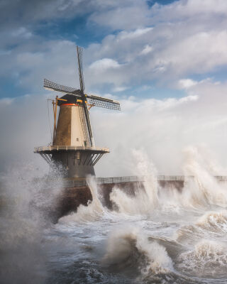 Storm bij de molen