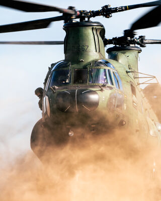 RNLAF - CH-47D Chinook - D-667