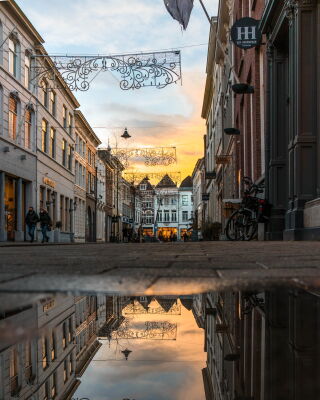 Reflecties in de Verwersstraat 