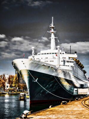 Historical SS Rotterdam Cruiseschip HAL Cruise - Hotel