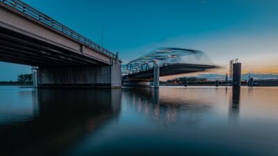 De brug van Sluiskil